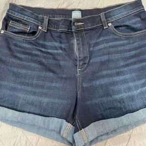 Women’s New York & Co Soho shorts
